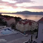 In Okrug Gornji 6130 شقة تروغير