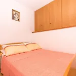 In Okrug Gornji 6130 تروغير