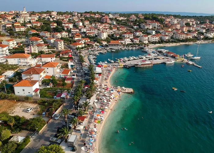 Apartman In Okrug Gornji 6130 Trogir