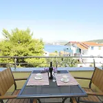 In Okrug Gornji 6130 Appartement *