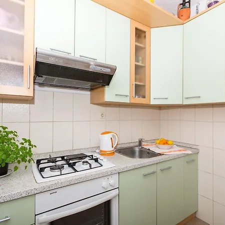 In Okrug Gornji 6130 トロギール