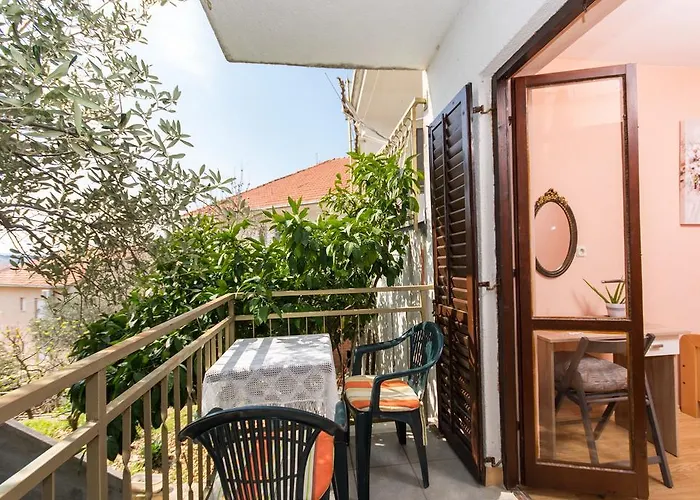 Apartment In Okrug Gornji 6130 Trogir