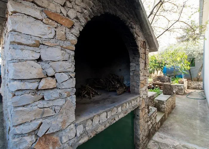 In Okrug Gornji 6130 公寓